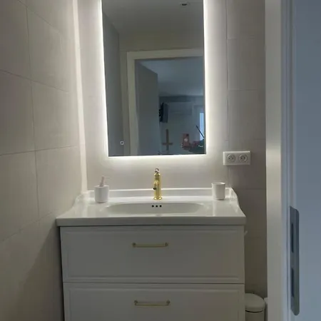 Les Petites Plumes D'hag