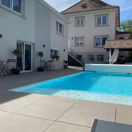 Les Petites Plumes D'hag *