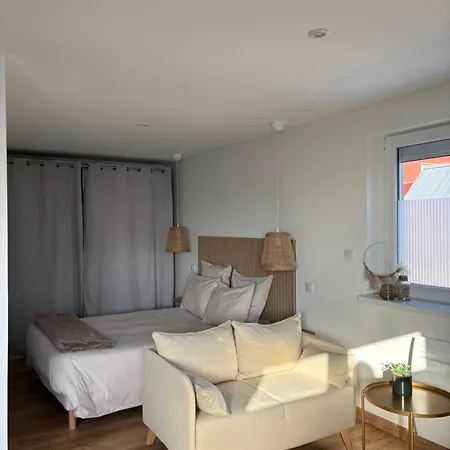 Les Petites Plumes D'hag Apartment